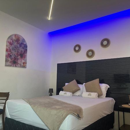 40 40 Accommodation Matola Exterior foto