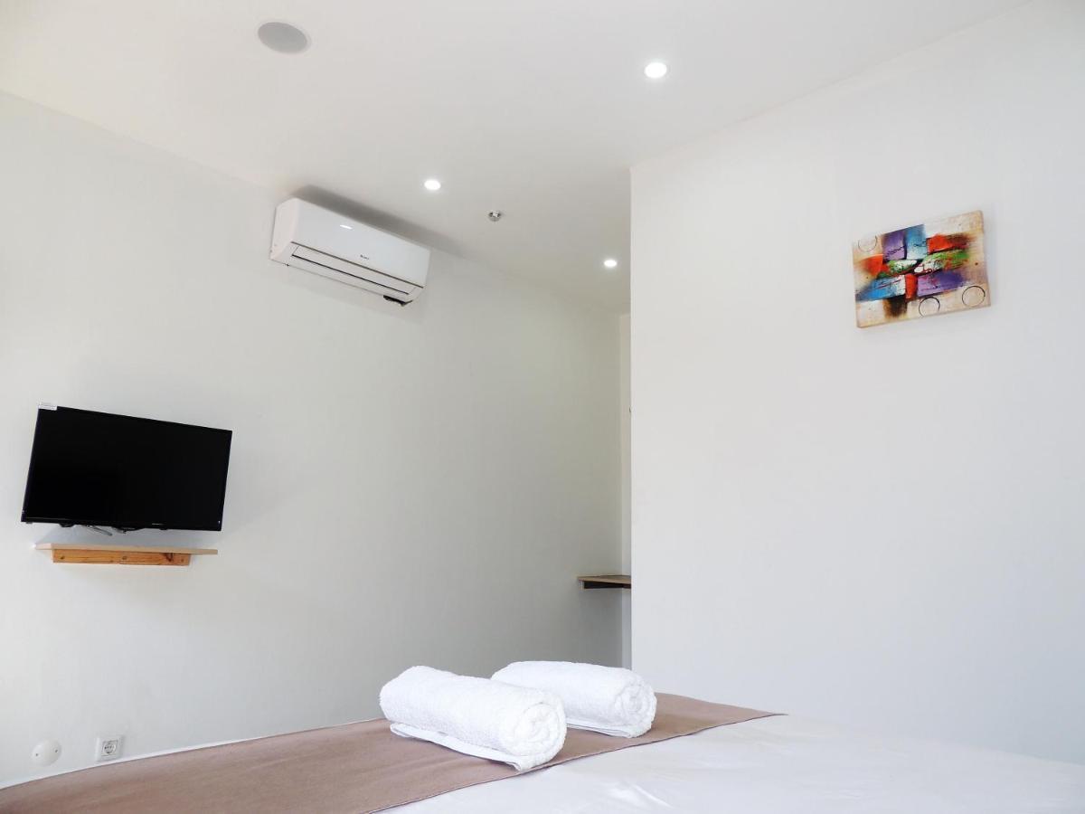 40 40 Accommodation Matola Exterior foto