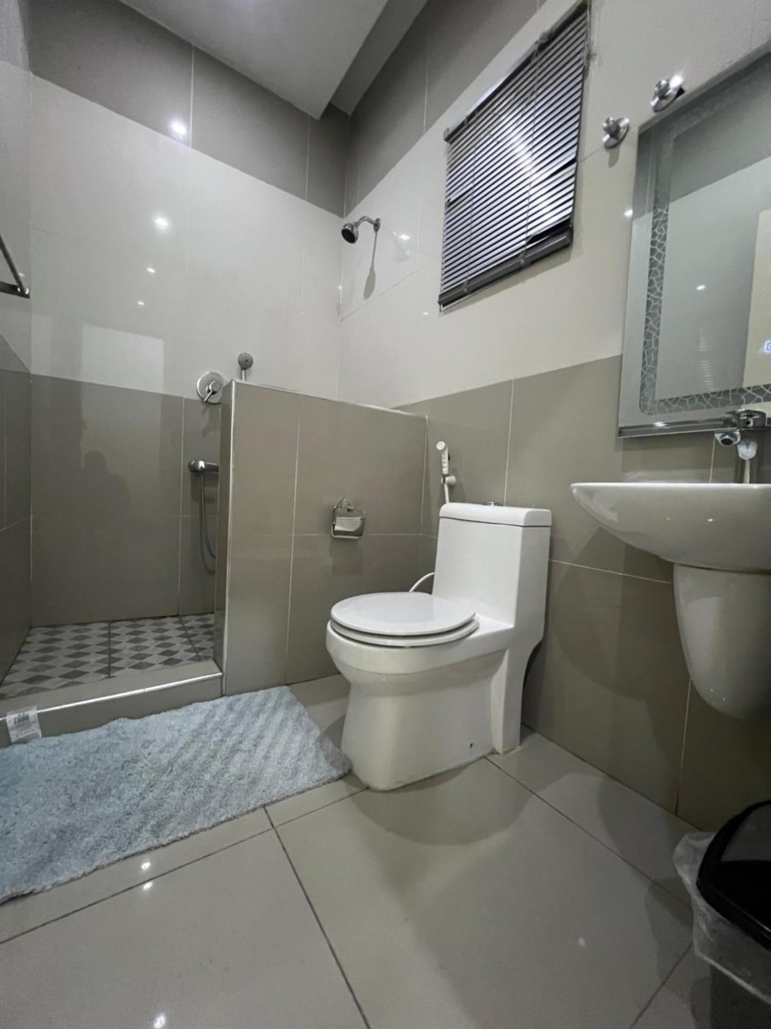 40 40 Accommodation Matola Exterior foto